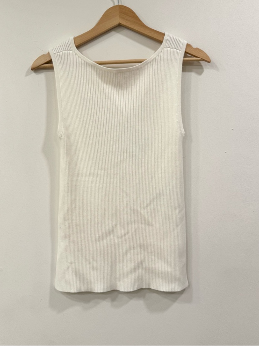Abercrombie White Ribbed Open Low Back Knit Top